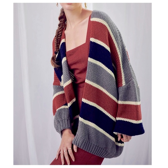 Fabulous Color Block Dolman Open Cozy Cardigan - Picture 2 of 4